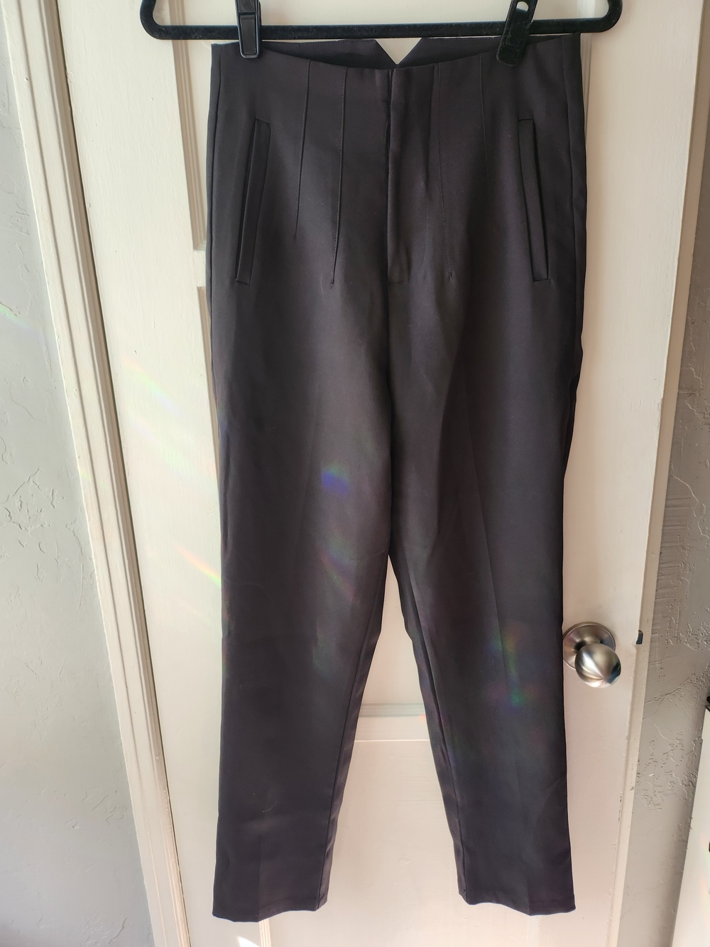 Source Unknown Black Straight-Leg Women's Pants